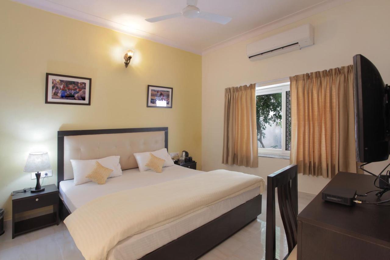 Mimosa Udaipur Bed & Breakfast Exterior photo