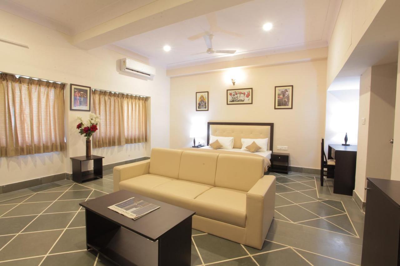 Mimosa Udaipur Bed & Breakfast Exterior photo